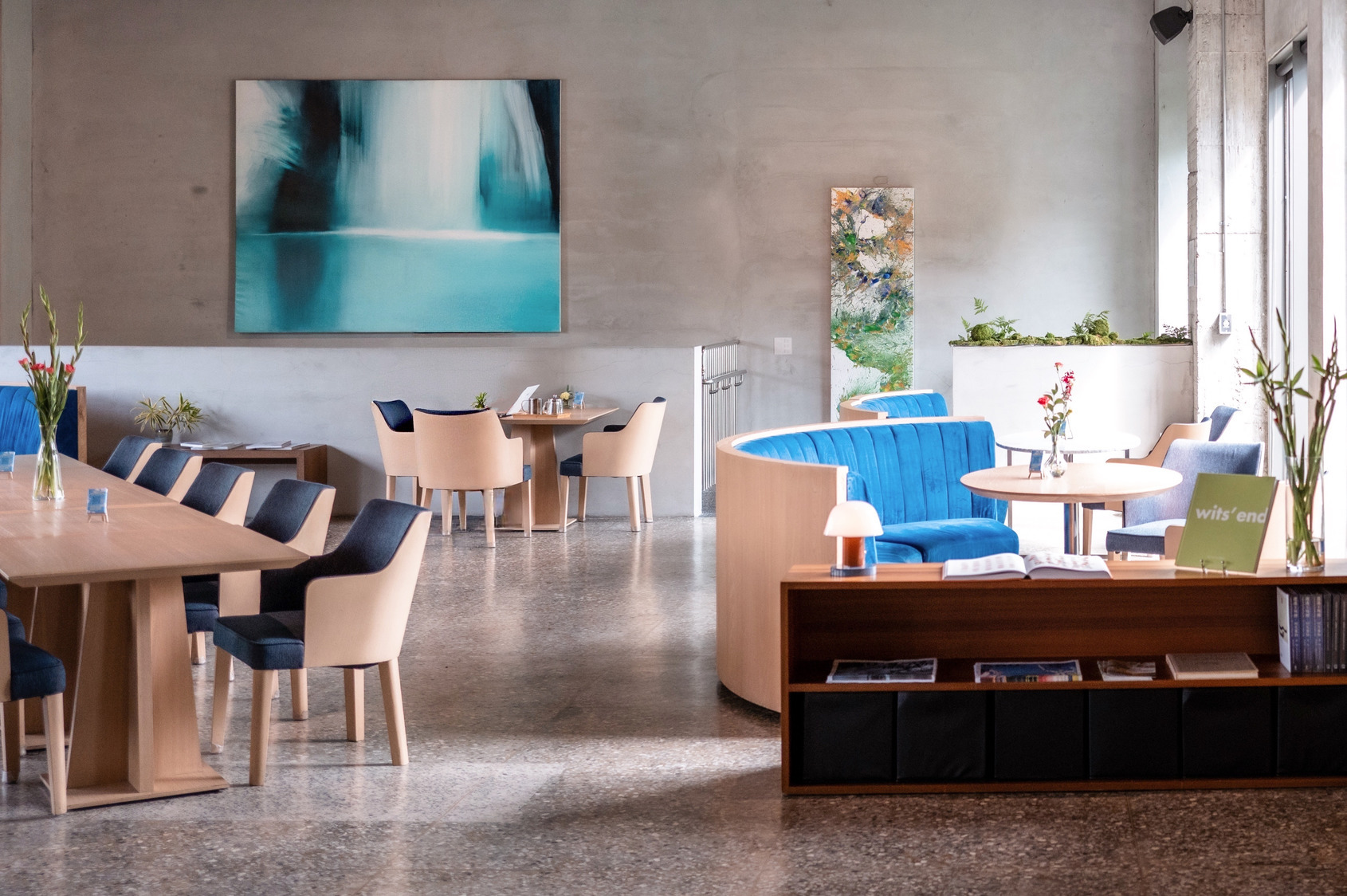 ALIEN All Day Lounge – Cafe & Shop | Interior View | ALIEN All Day Lounge, 2F | © ALIEN All Day Lounge 