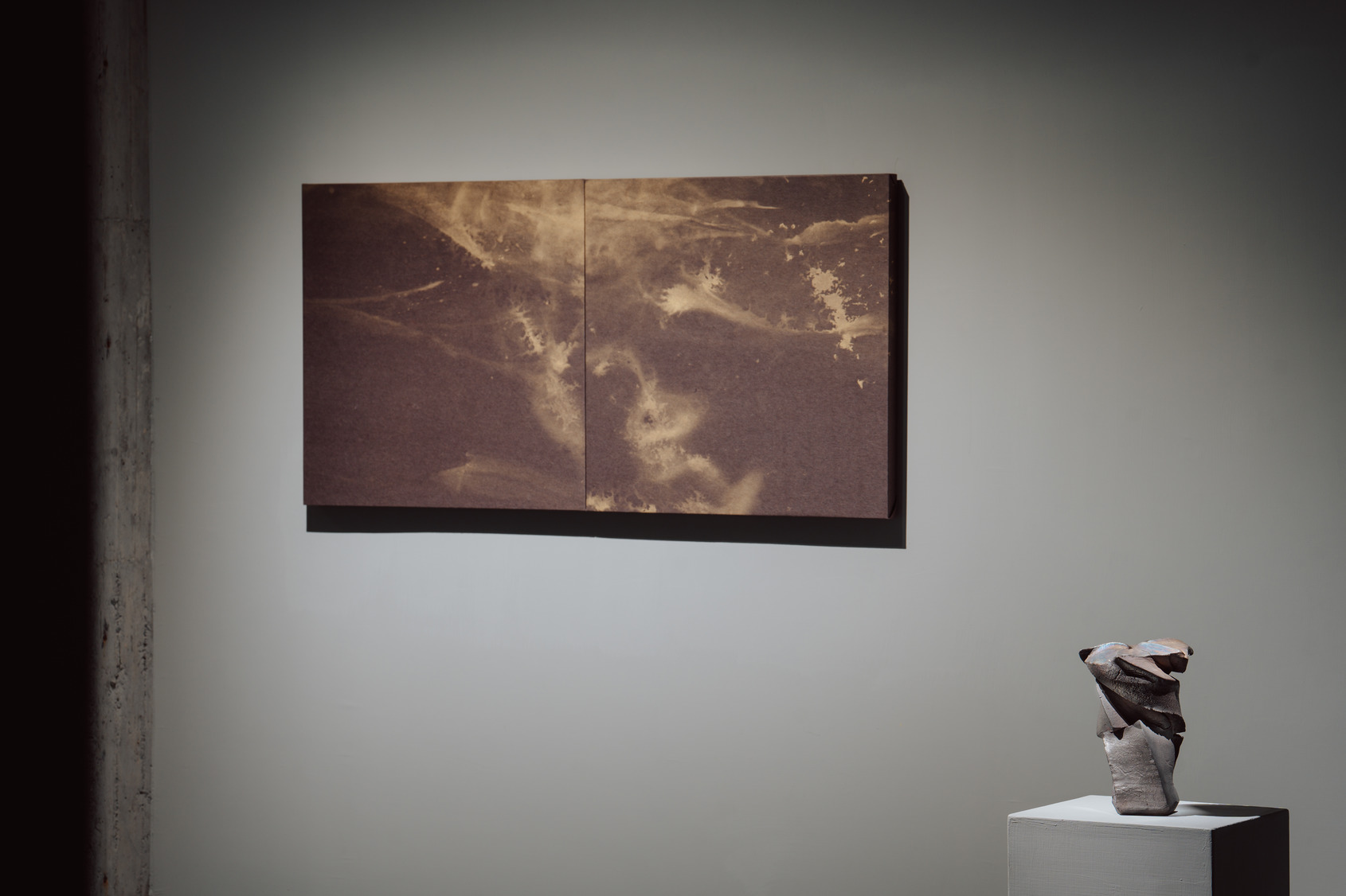 Dust and Gold｜Installation View｜ALIEN Art Centre, 1F｜© ALIEN Art Centre 