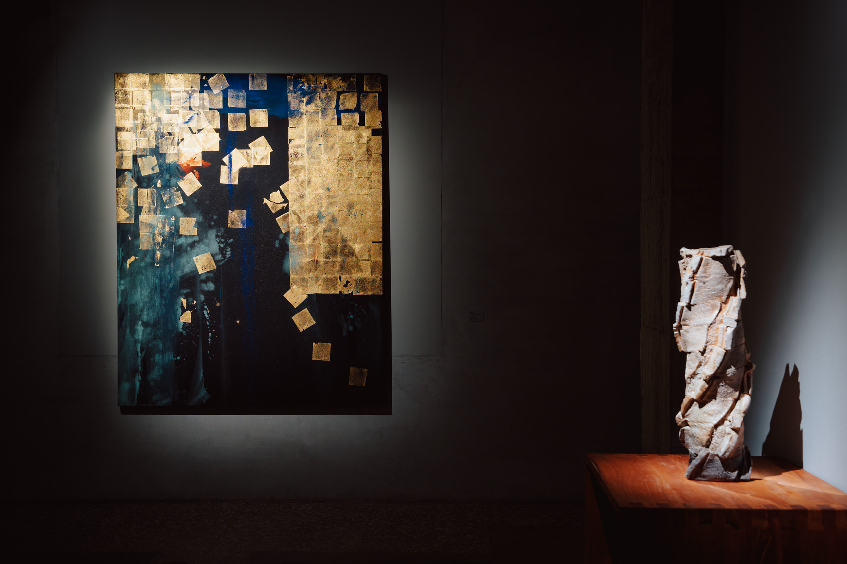 Dust and Gold｜Installation View｜ALIEN Art Centre, 1F｜© ALIEN Art Centre 